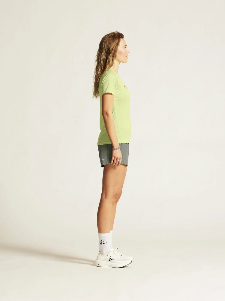 CORE Essence Logo Tee W Colias